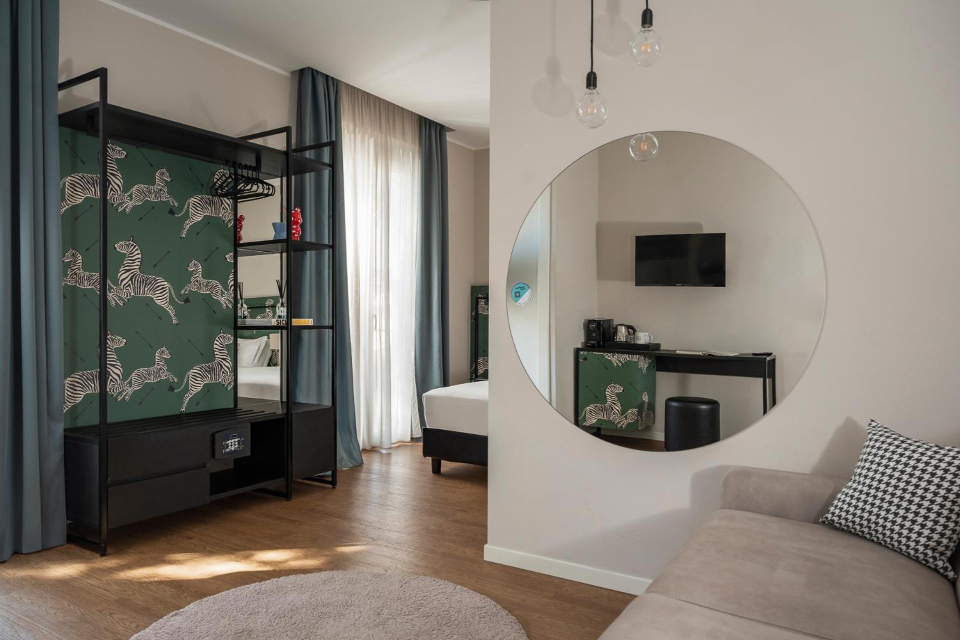 Hotel Vagabond Riccione Bagian luar foto